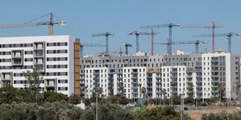 Decreto de Vivienda Andalucía 2025: Medidas Urgentes y Límites al Alquiler Turístico